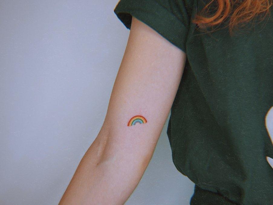 arco iris tatuagem