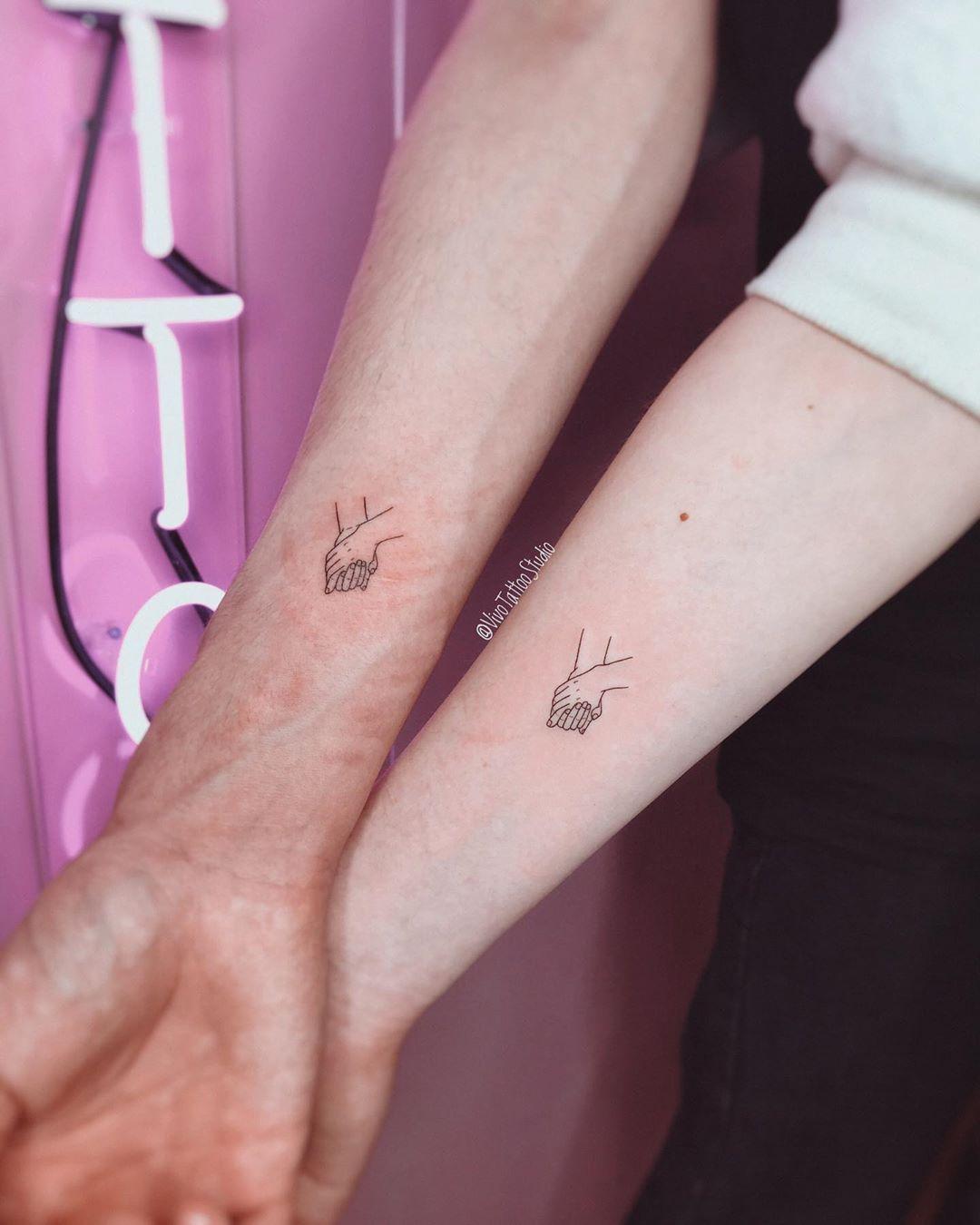 🥇+100 Tatuagens para【Casais Pequenos】e Significados 🖤