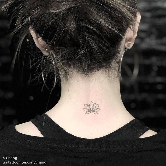 Imagem mostra tatuagem na nuca