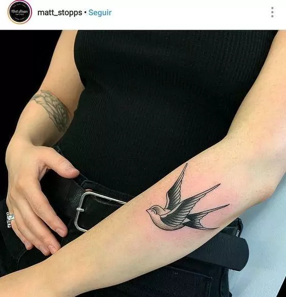 Imagem mostra tatuagem no braço