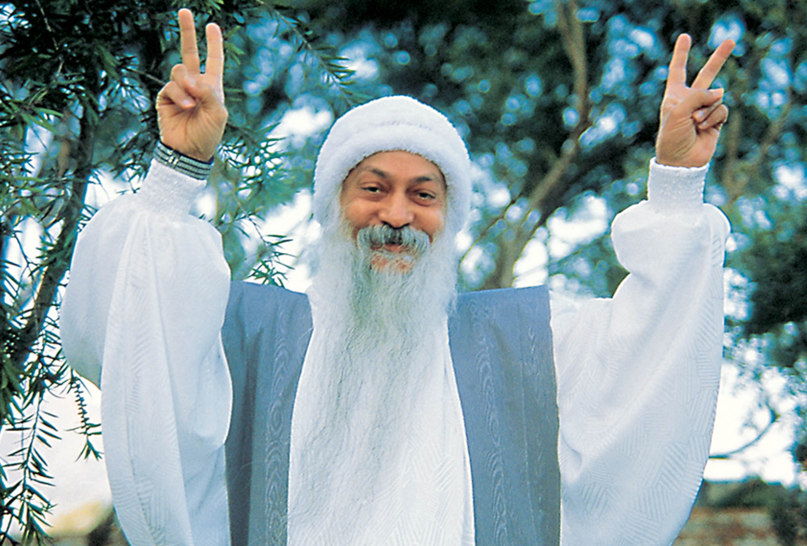 imagem mostra Osho