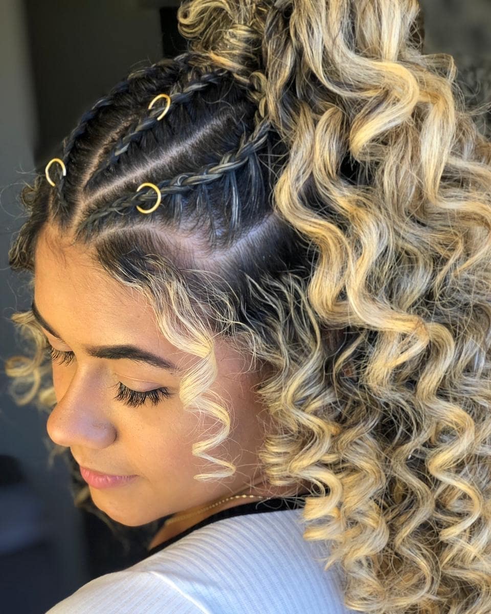 Tranças em cabelo cacheado: 25 inspirações + tutoriais para aprender